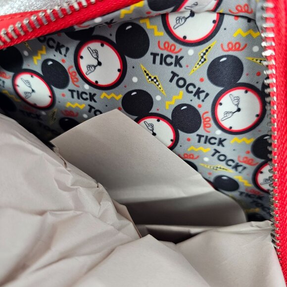 NWT Mickey Mouse Exclusive Vintage Watch Figural Mini Backpack - Picture 4 of 4